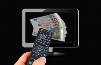 Canone tv 2018: esenzione per 75enni con reddito fino a 8.000 euro