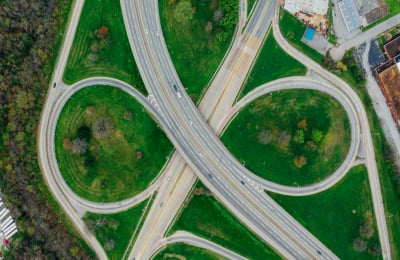 Sostenibilità ambientale nelle infrastrutture stradali: i nuovi CAM